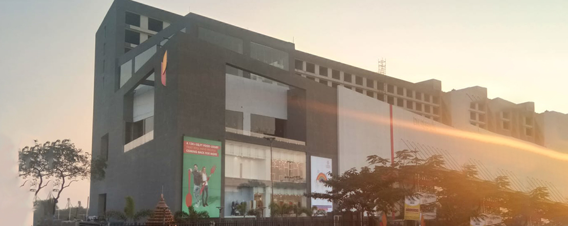 D N Regalia Mall 3